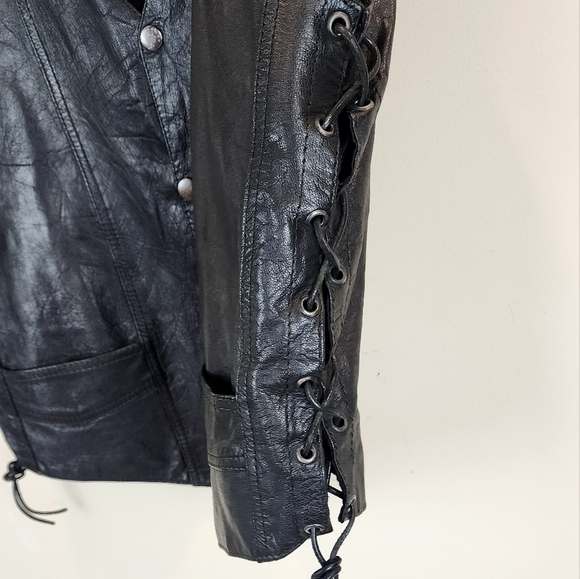 Hot Leather Custom Paint Leather Vest - Picture 6 of 10